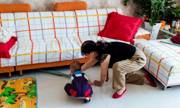 Mẹ chồng thẳng thừng từ chối trông cháu nội để tôi đi làm lại, lý do của bà khiến tôi xấu hổ