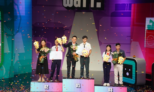 Chung kết Gameshow KILOWATT? mùa 3: Trường THCS Nam Sài Gòn lần thứ hai đăng quang ngôi vị quán quân