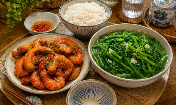 Đi chợ gặp đúng 2 nguyên liệu đang rẻ, tôi nấu mâm cơm khiến cả nhà khen không ngớt