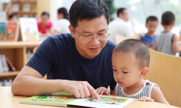 Tại sao không nên nuôi dạy con cái trở nên quá xuất sắc? Sống bình thường sẽ tốt hơn cho cả bố mẹ và con!