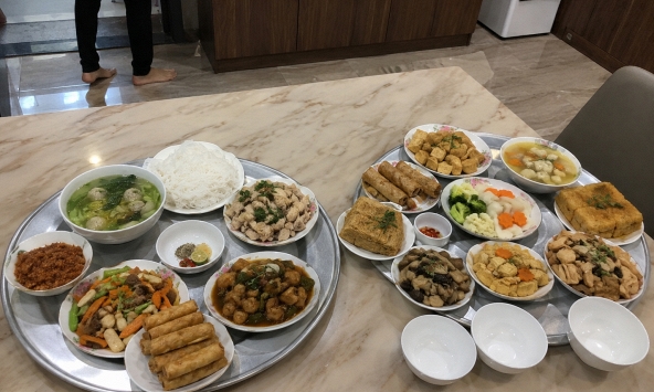 Mẹ chồng yêu cầu con dâu làm 2 mâm cỗ chỉ với 500 nghìn đồng, đến bữa cả nhà phải kinh ngạc trước kết quả