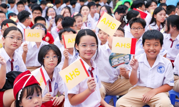 Bài hát khiến hàng triệu phụ huynh vui nhất lúc này: Nghe vài câu là biết ngày “giải phóng” đã đến