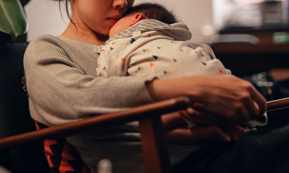 Mẹ chồng bảo tôi nghỉ việc để chăm cháu, tôi đồng ý nhưng đưa ra 3 điều kiện khiến cả nhà choáng váng