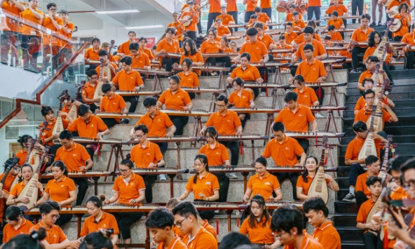 12 năm đưa nhạc cụ dân tộc vào giảng đường: Từ học phần tại FPTU đến hành trình lan tỏa di sản trong giới trẻ