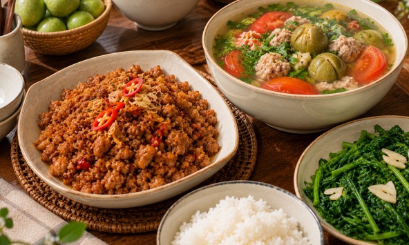 Trời nắng lười đi chợ, tôi lục tủ lạnh nấu đúng 2 món mà bố chồng tấm tắc khen ngon