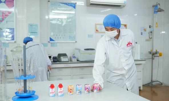 Nhìn lại hành trình gắn bó với ký ức tuổi thơ của hai thế hệ