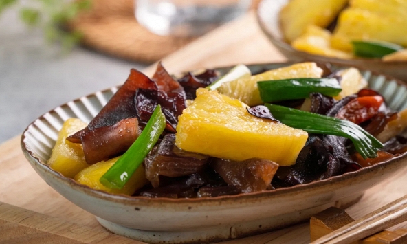 Loại 'rau sạch từ rừng' không bao giờ bị phun thuốc trừ sâu, người Việt ăn nhiều nhưng nhớ 1 điều để không phản tác dụng