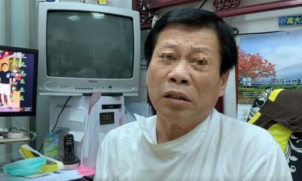 Mua bảo hiểm 7 tỷ đồng để đầu tư, người đàn ông tá hoả phát hiện phải sống đến 105 tuổi mới được rút tiền