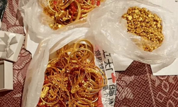 Tịch thu 3055,02 gram vàng trong ba lô một người đàn ông