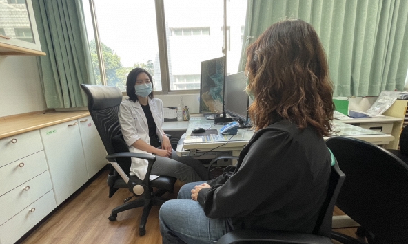 Nữ sinh 21 tuổi nhiễm HPV, bác sĩ cảnh báo: 3 cách giặt đồ lót nguy cơ nhiễm bệnh