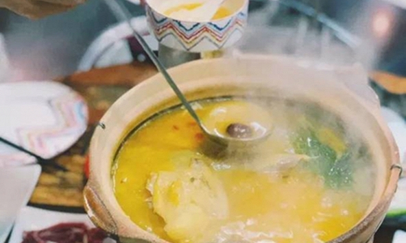 Ngày càng nhiều người chết vì ung thư, bác sĩ nhắc nhở: 4 loại nước, 5 thực phẩm 'nuôi tế bào ung thư' cần tránh ăn nhiều