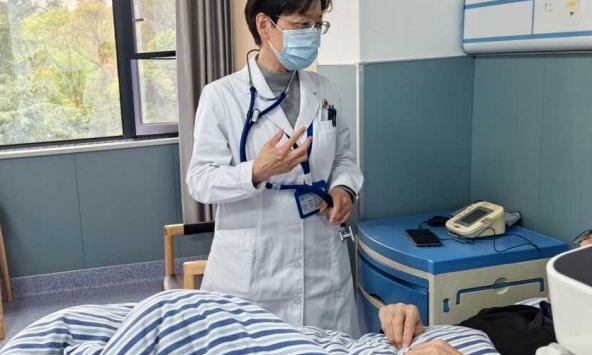 Nữ sinh 21 tuổi ngã gục khi đang tập thể dục, phải điều trị tích cực suốt 15 ngày vì bệnh cúm