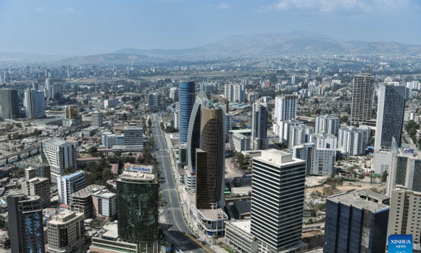 Một quốc gia có 13 tháng trong năm