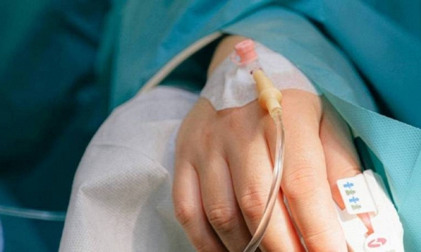 Cô gái bị bầm tím khắp người, chảy máu âm đạo: Bạn trai suýt bị buộc tội nhưng xét nghiệm máu đã lật ngược tình thế!