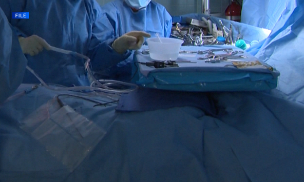 Bác sĩ cắt nhầm nội tạng khiến bệnh nhân tử vong ngay trên bàn mổ