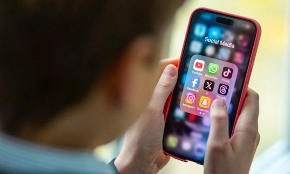 Facebook, Zalo chỉ xem không đăng, chúng tôi dùng MXH như thế đấy
