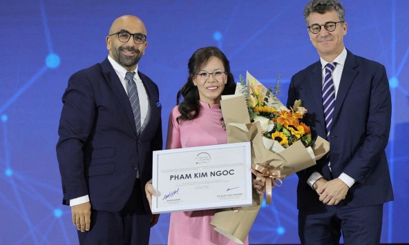 PGS.TS Phạm Kim Ngọc: “ Tôi luôn mong muốn có thể chế tạo được một chip trở nhớ Made in Vietnam”