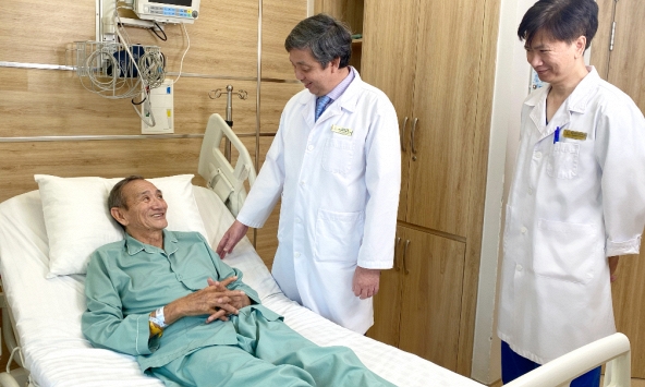 Can thiệp thành công kịp thời liên tiếp 3 bệnh nhân hẹp van động mạch chủ nặng, bệnh cảnh phức tạp