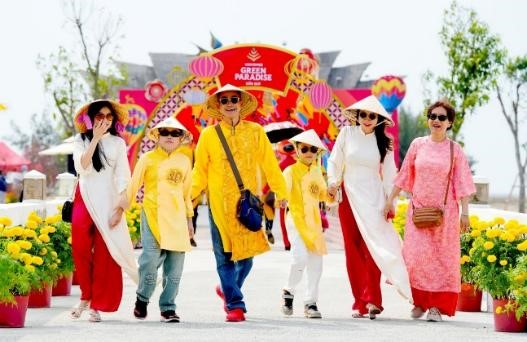 Đón hàng vạn lượt khách trong 10 ngày: Cần Giờ “đổi vai” thành trung tâm sôi động mới của TP.HCM