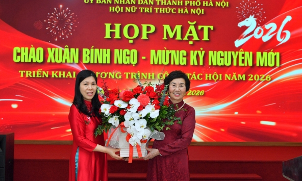 Hội Nữ trí thức Hà Nội gặp mặt đầu xuân, khẳng định vai trò trí tuệ trong phát triển Thủ đô