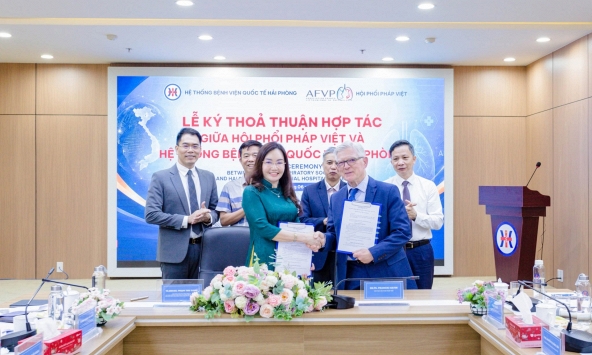 Hệ thống Bệnh viện Quốc tế Hải Phòng ký kết hợp tác với Hội Phổi Pháp Việt