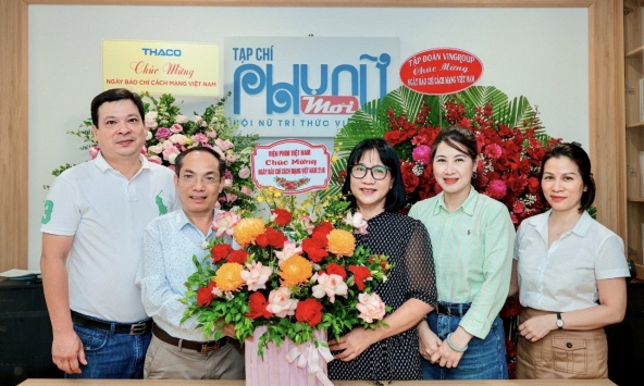 THƯ TRI ÂN