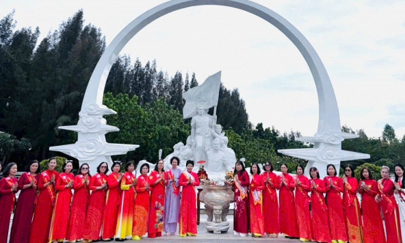 Nữ trí thức Khánh Hòa giao lưu, kết nối và tri ân chiến sĩ Gạc Ma