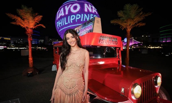 “Mỹ nhân đẹp nhất thế giới 2017” mang hai dòng máu Mỹ - Philippines góp mặt trong bom tấn mới của hãng hoạt hình tỷ đô