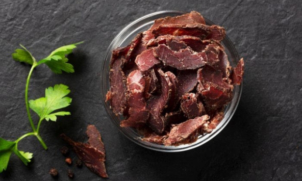 3 thứ bác sĩ tim mạch không bao giờ ăn, mà ăn 5 thứ này mỗi ngày