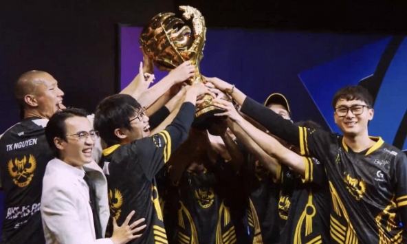 GAM Esports vô địch VCS mùa Đông 2023, nối dài kỷ lục với 4 lần nâng cúp liên tiếp 