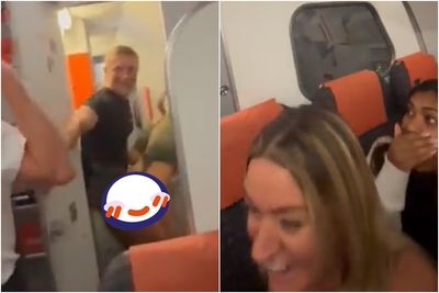 Đôi hành khách có hành vi phản cảm trên máy bay, đoạn clip ghi lại sự việc khiến dân tình 'nóng mắt'