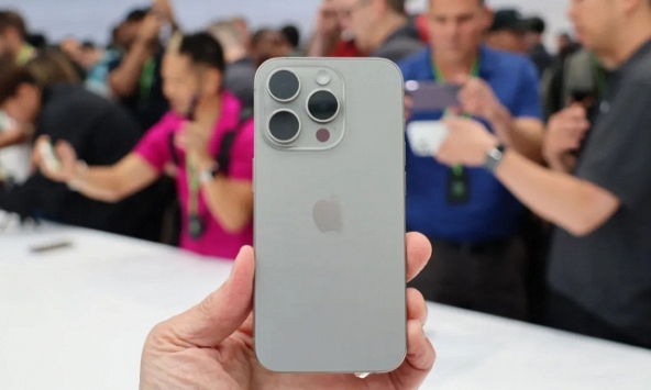 Sau lỗi 'nóng', iPhone 15 tiếp tục ghi nhận hàng loạt lỗi mới từ người dùng