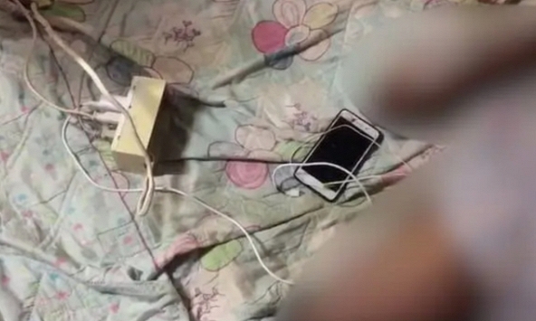 Nghệ An: Vòng bạc đeo tay lọt vào ổ điện, nữ sinh bị điện giật tử vong