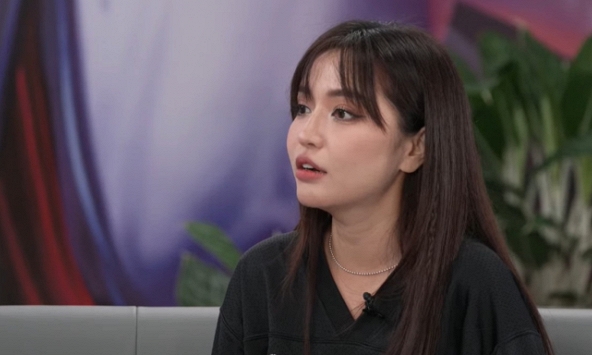 Bích Phương tiết lộ 2 mục tiêu cuối năm 2023: Ra bài hát mới và lên rank Chiến Tướng Liên Quân