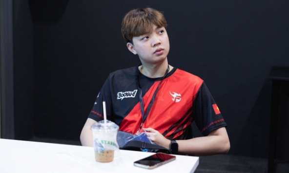 Thần rừng ADC chỉ ra nguyên nhân thất bại của Việt Nam tại AIC 2023, nhưng chính điều này từng đưa Team Flash vô địch thế giới