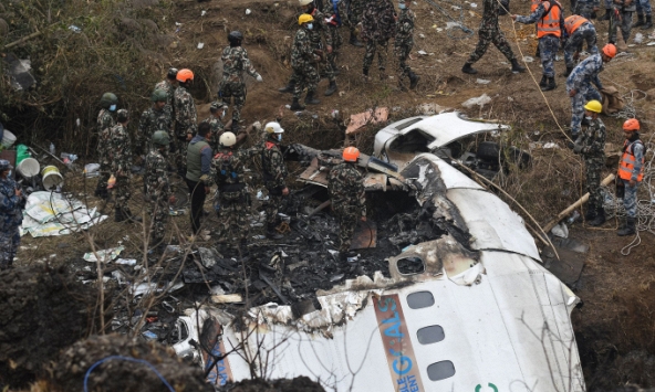 Phi công ngắt nhầm nguồn điện, máy bay rơi vào thảm kịch kinh hoàng khiến toàn bộ 72 người thiệt mạng thương tâm