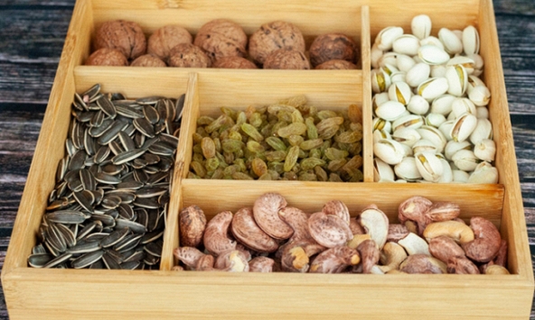 Món ăn vặt ngày Tết tưởng chỉ “vui miệng” ai ngờ tốt cho tim mạch, đường ruột, làm đẹp da