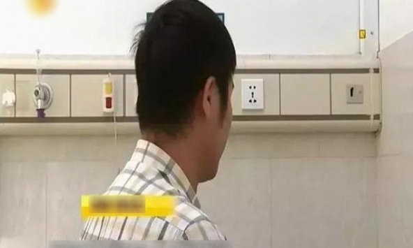 Chàng trai 20 tuổi sốt cao, hạch cổ sưng tấy liên tục 1 tuần sau khi hôn bạn gái