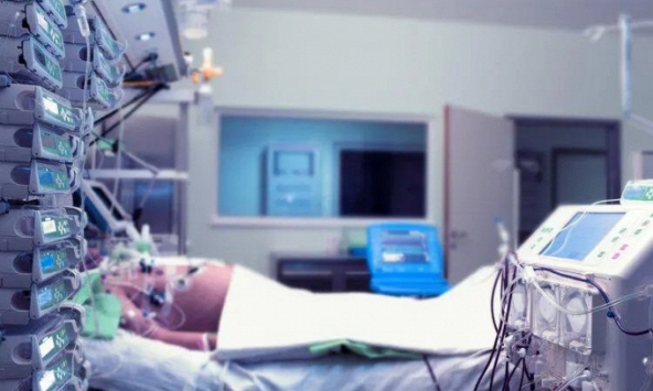 Chàng trai 27 tuổi dùng thứ này mỗi ngày để rồi có nguy cơ rơi vào trạng thái thực vật, nhiều người biết hại nhưng vẫn mê