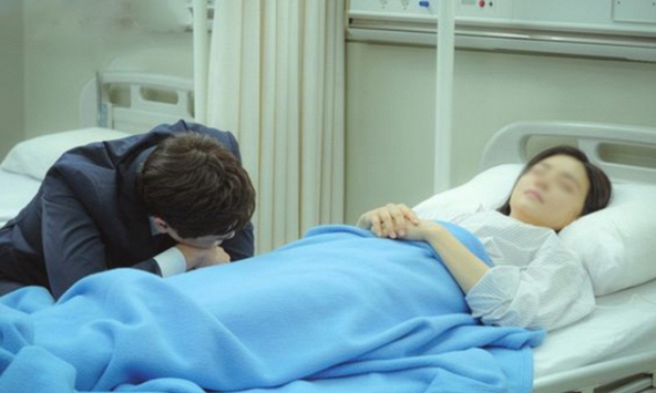 Người phụ nữ mắc ung thư cổ tử cung, bác sĩ chỉ ra nguyên nhân xuất phát từ người chồng