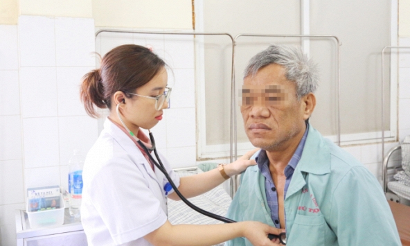 Chưa từng đi khám từ khi sinh ra, người đàn ông 61 tuổi phát hiện 'ổ bệnh nguy hiểm'