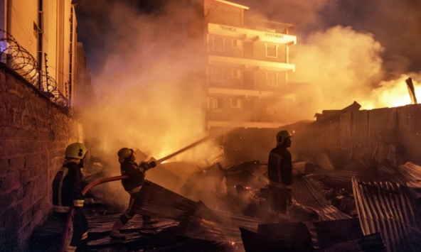 Cháy nhà trọ 14 người chết ở Trung Kính: Cách phòng ngừa ngạt khói khi có hỏa hoạn