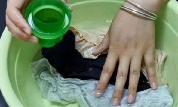 3 sai lầm khi giặt đồ lót khiến bệnh tật thi nhau kéo đến nhưng chị em càng trẻ càng dễ mắc