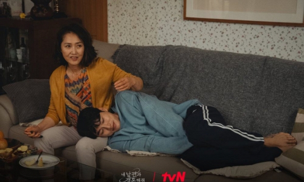 66% thanh niên tại quốc gia này vẫn ăn bám bố mẹ, có bằng thạc sĩ vẫn thất nghiệp vì 'lương không xứng'