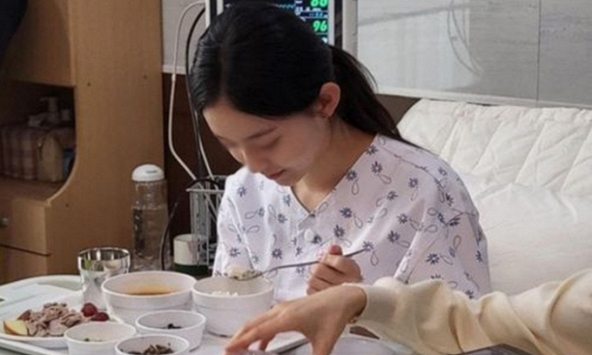 Cô gái trẻ mất kinh suốt 1 năm, phải điều trị vì 1 thứ nhiều chị em nhất quyết không ăn khi giảm cân