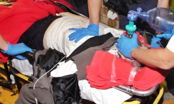 Người đàn ông ngộ độc clo, ngất xỉu trong nhà tắm vì 1 thứ nhiều người dùng để vệ sinh nhà cửa