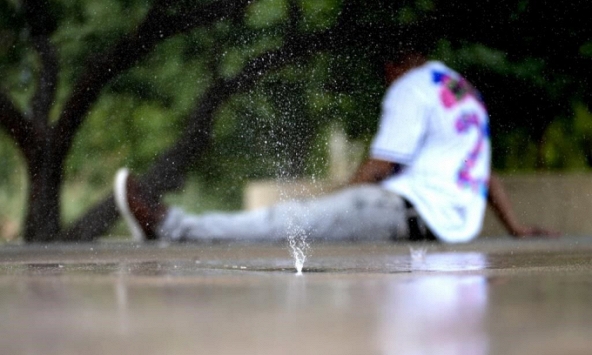 Nắng nóng đỉnh điểm gây sốc ở Mỹ: Nhiều người bị bỏng nặng vì ngã xuống đường, thậm chí tử vong