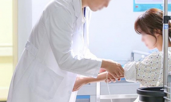 Rất ghét đồ ngọt nhưng lại tiểu đường, cô gái sốc nặng khi biết món mặn vàng ruộm, thơm phức này là thủ phạm