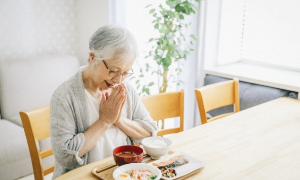 Giáo sư Nhật Bản chỉ ra 2 điểm chung của một cơ thể trường thọ