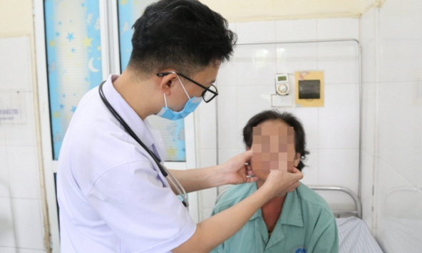 Ăn rau sống 5 ngày 1 bữa, người phụ nữ cùng lúc nhiễm 5 loại giun sán nguy hiểm